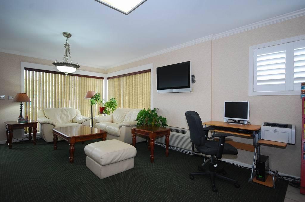 Atlantic Shores Inn And Suites Chincoteague Room photo
